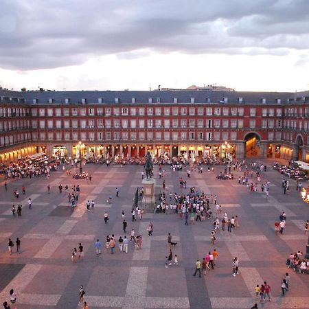 Nuevo Elegante Piso Vintage En Plena Plaza Mayor Madrid Bagian luar foto