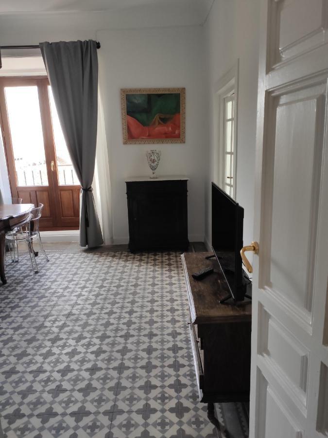 Nuevo Elegante Piso Vintage En Plena Plaza Mayor Madrid Bagian luar foto