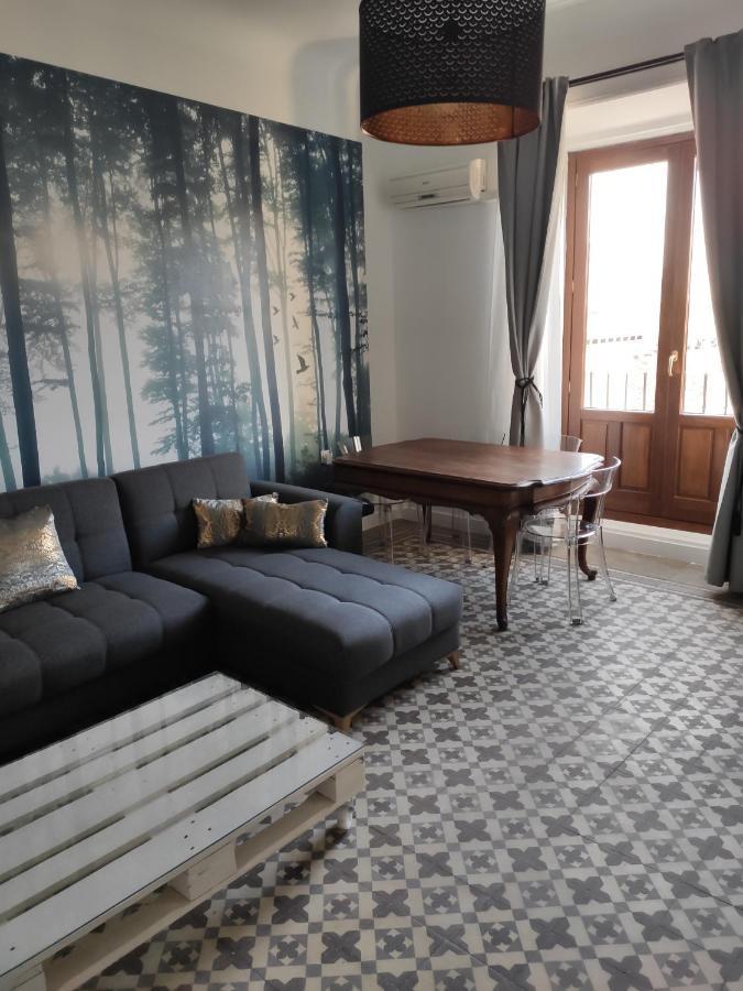 Nuevo Elegante Piso Vintage En Plena Plaza Mayor Madrid Bagian luar foto